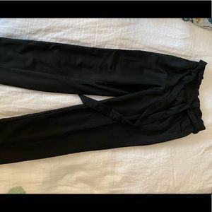 Trousers with paper bag waist